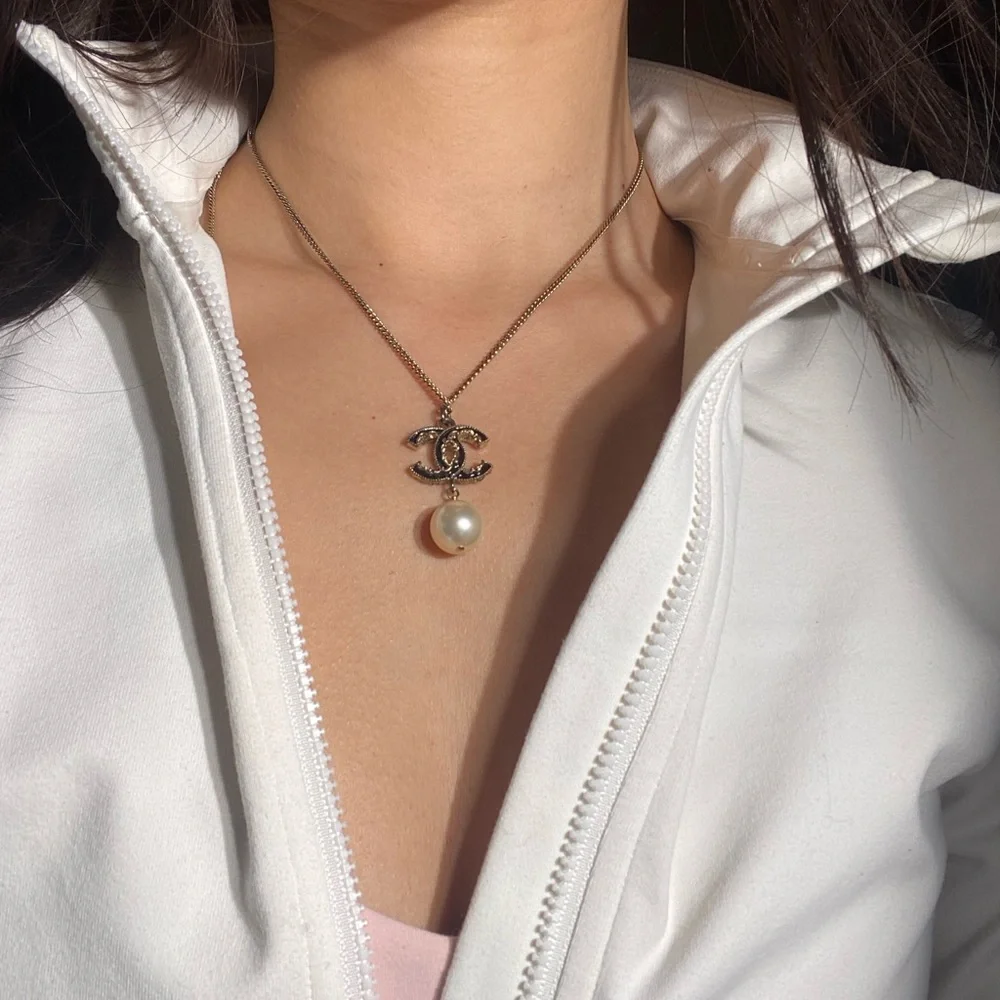 Authentic Chanel pearl chain necklace - Picture 7 of 9